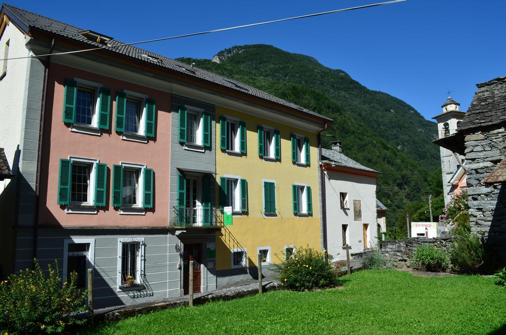 Hotel Garni Maggia Giumaglio Zewnętrze zdjęcie